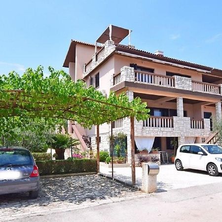 Apartmani Sole Pjescana Uvala Kültér fotó