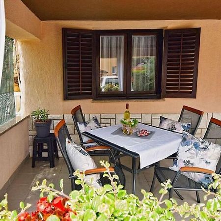 Apartmani Sole Pjescana Uvala Kültér fotó